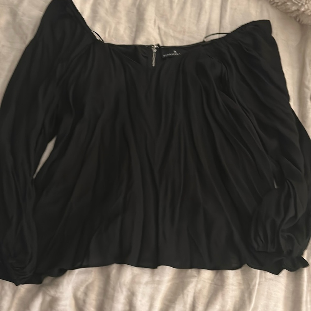Tuckernuck black top - m